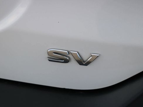 Used 2019 Nissan Kicks SV image 8