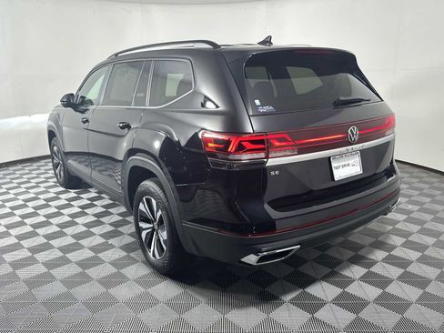 Used 2024 Volkswagen Atlas SE image 10