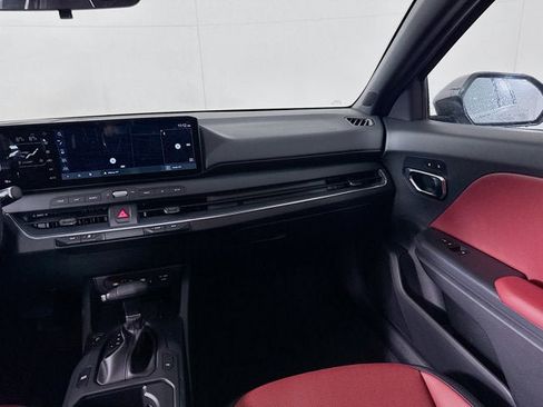 New 2025 Kia K4 GT-Line w/ GT-Line Premium Package image 28