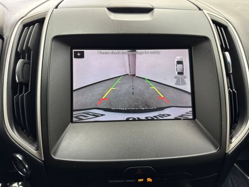Used 2019 Ford Edge SEL w/ Equipment Group 201A FWD image 29