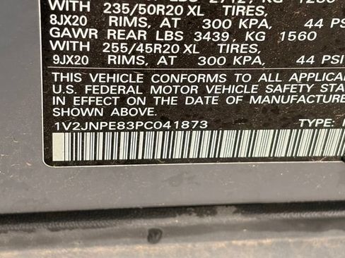 Used 2023 Volkswagen ID.4 Pro S Plus AWD/4WD image 19