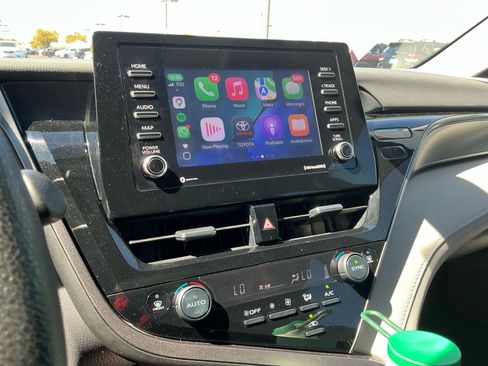 Used 2022 Toyota Camry LE w/ Carpet Mat Package (TMS) image 12