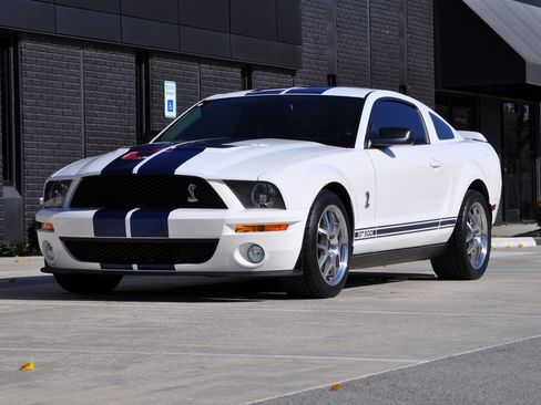 Used 2008 Ford Mustang Shelby GT500 image 4