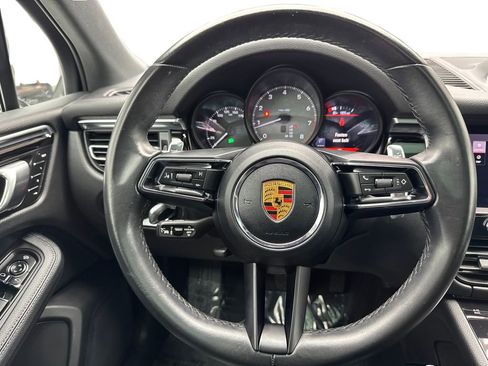 Used 2023 Porsche Macan S image 20