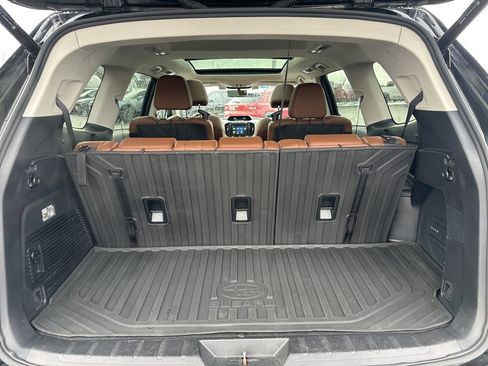 Used 2021 Subaru Ascent Touring w/ Popular Package #2A image 9