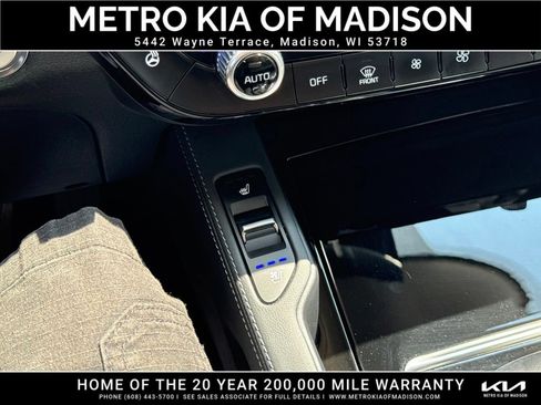 Used 2022 Kia Telluride EX w/ EX Premium Package AWD/4WD image 25