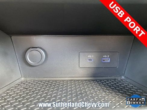 Used 2024 Nissan Pathfinder SV image 31