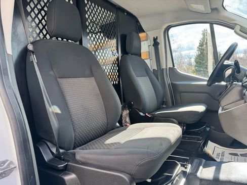 Used 2024 Ford Transit 250 Low Roof w/ Exterior Upgrade Package image 29