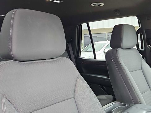 Used 2023 Chevrolet Tahoe LS RWD image 18
