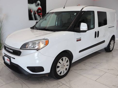 Used 2019 RAM ProMaster City Tradesman SLT FWD image 7