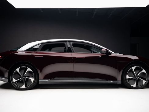 Used 2023 Lucid Air Touring AWD/4WD image 36