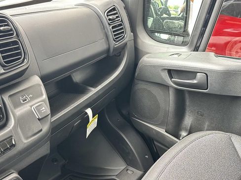 New 2026 RAM ProMaster 3500 w/ Convenience Group FWD image 14