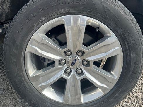Used 2018 Ford F150 Platinum w/ Technology Package AWD/4WD image 14