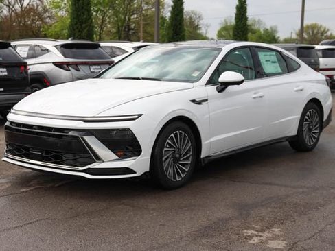 New 2026 Hyundai Sonata Limited FWD image 6