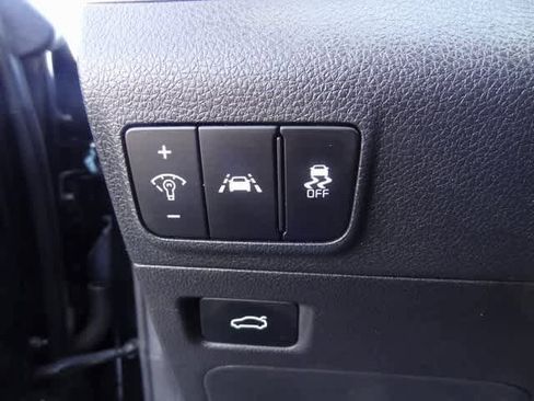 Used 2022 Kia K5 LXS image 15