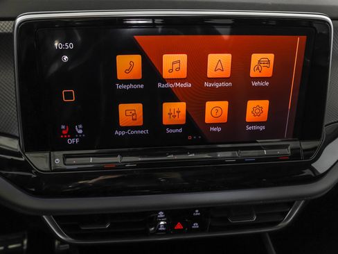 Used 2026 Volkswagen Atlas Peak Edition AWD/4WD image 27