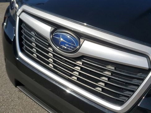 Used 2020 Subaru Forester Premium image 9