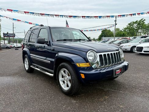 Used 2006 Jeep Liberty Limited AWD/4WD image 7