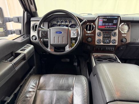 Used 2014 Ford F250 Lariat w/ Chrome Package AWD/4WD image 29