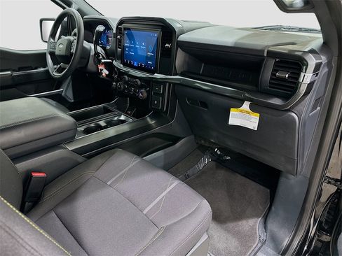 Used 2025 Ford F150 STX w/ Equipment Group 200A image 28