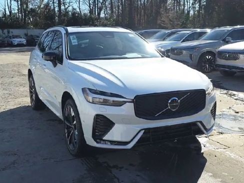 New 2026 Volvo XC60 B5 Ultra w/ Protection Package Premier image 7
