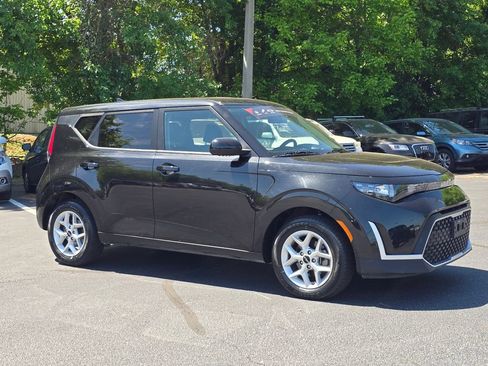 Certified 2024 Kia Soul LX w/ Option Group 015 image 1