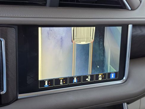 Used 2024 GMC Yukon Denali image 21