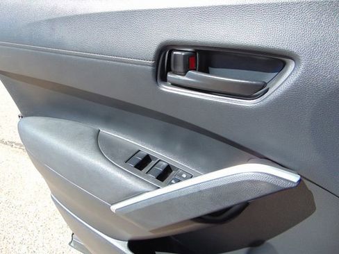 Used 2023 Toyota Corolla Cross LE image 20