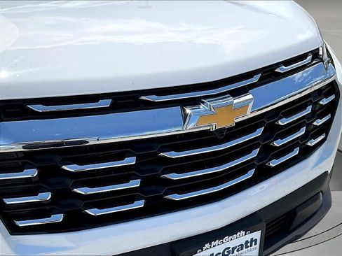 Used 2025 Chevrolet Equinox LT AWD/4WD image 35