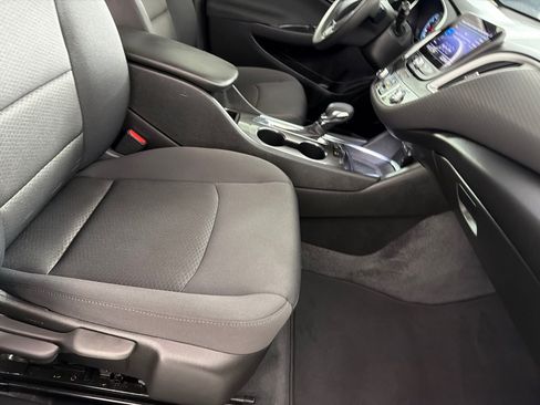 Used 2022 Chevrolet Malibu LS w/ Driver Confidence Package II FWD image 23
