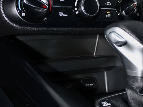 Used 2023 Kia Soul LX w/ LX Technology Package image 33