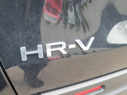 Used 2025 Honda HR-V LX image 7