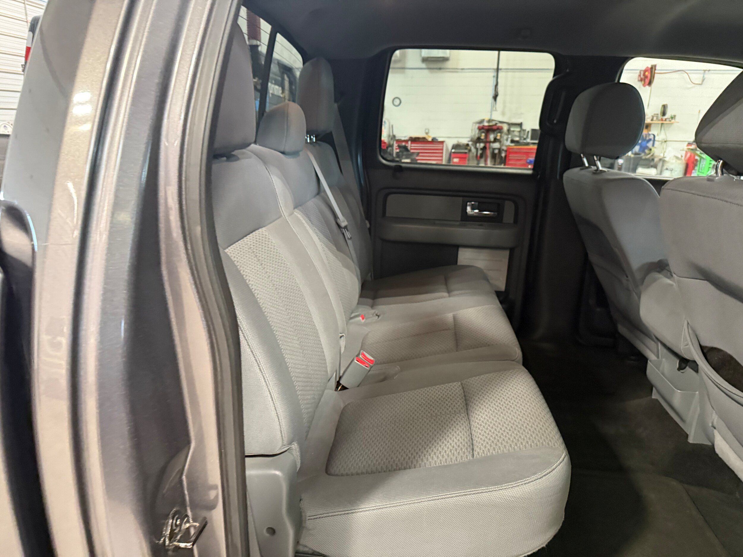 Used 2013 Ford F150 XLT w/ Luxury Equipment Group AWD/4WD image 14