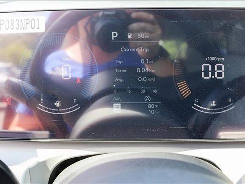 Used 2025 Hyundai Tucson SE AWD/4WD image 15