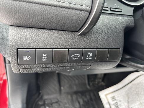 Used 2021 Toyota Camry LE w/ Convenience Package image 16