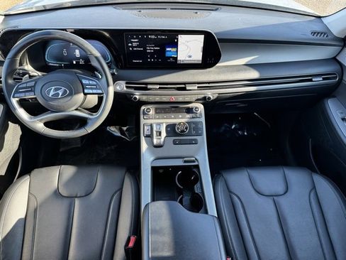 Used 2024 Hyundai Palisade SEL image 11