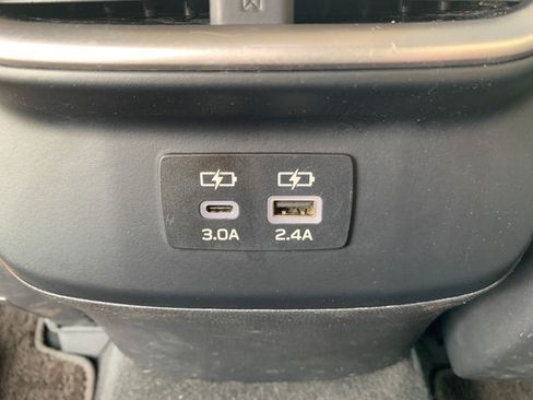 Used 2023 Subaru Outback Premium AWD/4WD image 30