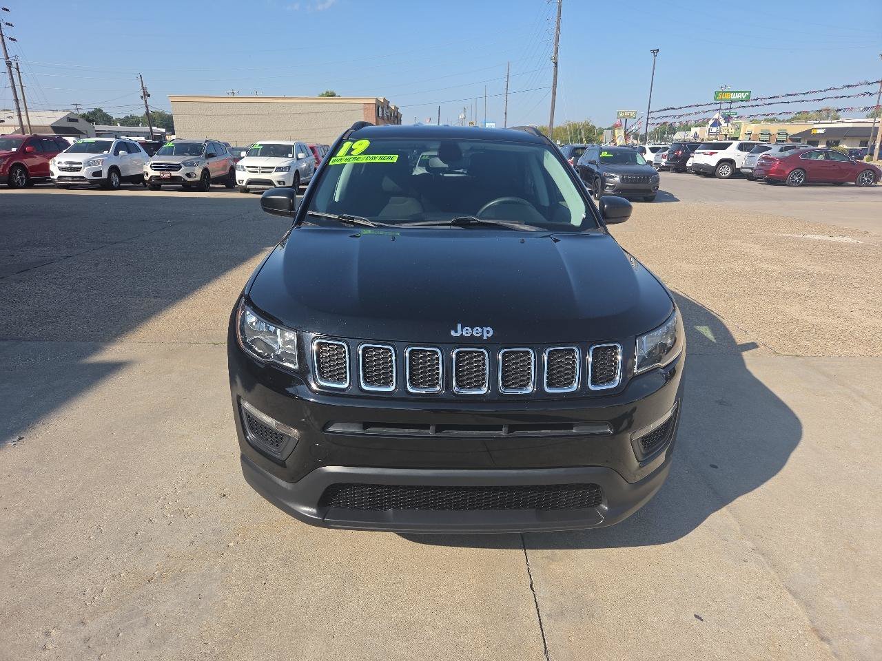 Used 2019 Jeep Compass Sport FWD image 3