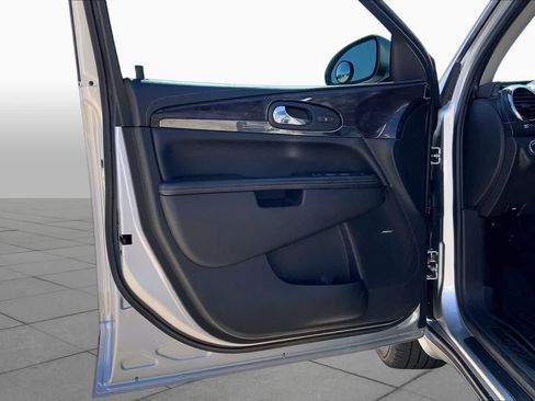 Used 2015 Buick Enclave Premium w/ Experience Buick Package FWD image 21