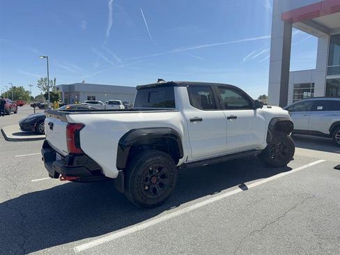 Used 2025 Toyota Tacoma TRD Pro AWD/4WD image 64