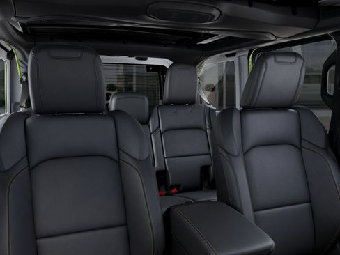 New 2026 Jeep Wrangler Unlimited Sahara AWD/4WD image 35