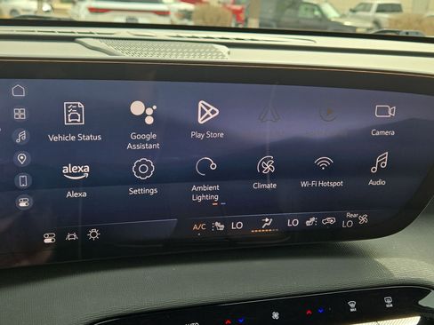 Used 2025 Buick Enclave Sport Touring w/ Power Package image 19