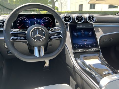 New 2025 Mercedes-Benz C 300 4MATIC Sedan image 19