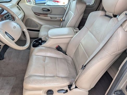 Used 2001 Ford F150 Lariat image 10