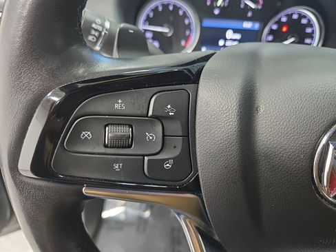 Used 2023 Buick Enclave Essence AWD/4WD image 14