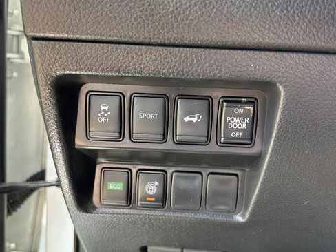 Used 2016 Nissan Rogue SL w/ SL Premium Package FWD image 21