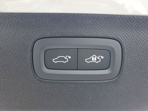 New 2026 Volvo XC90 T8 Ultra w/ Protection Package Premier AWD/4WD image 35