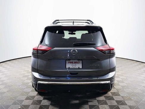 Certified 2025 Nissan Rogue Platinum AWD/4WD image 5
