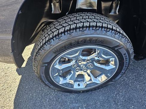 Used 2022 RAM 1500 Big Horn image 7