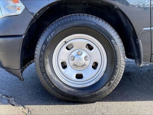 Used 2017 RAM 1500 Tradesman w/ Power & Remote Entry Group image 8